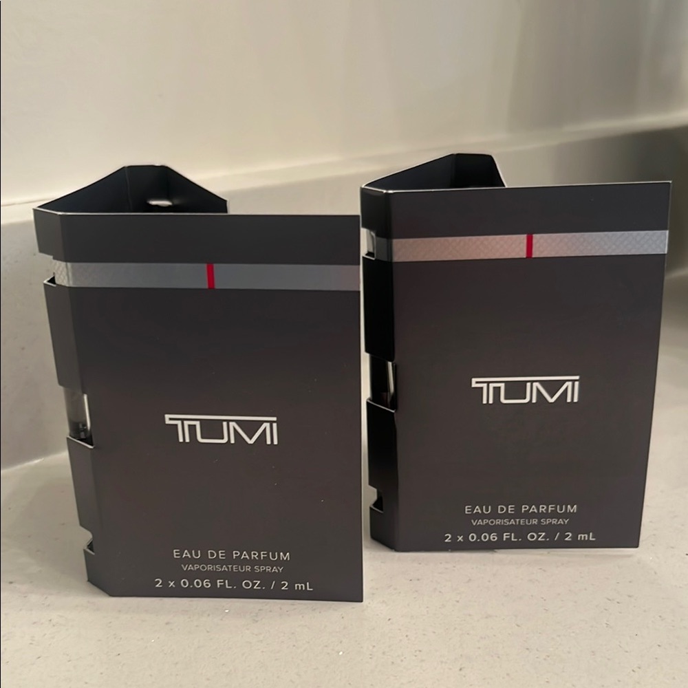 TUMI awaken and unwind set of 4! Men’s scent travel Spray 2ml x 4! New GWP